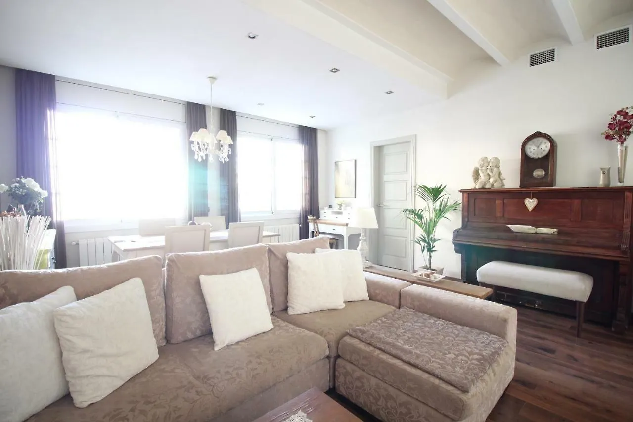 Sant Antoni Lovely Apartment Barcelona 0*,