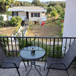https://spartia-rooms-and-apartments-room-5.kefaloniahotels.net