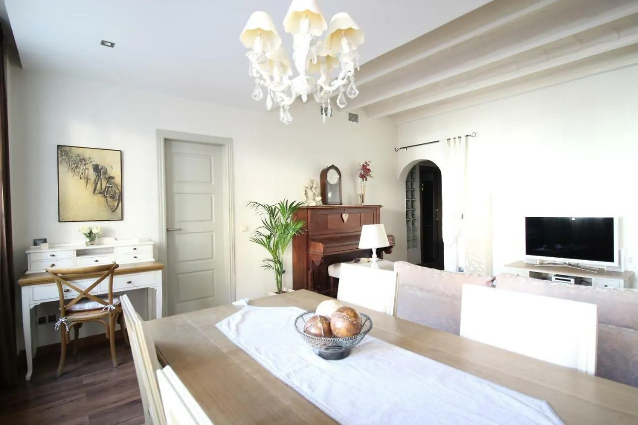 Sant Antoni Lovely Apartment Barcellona
